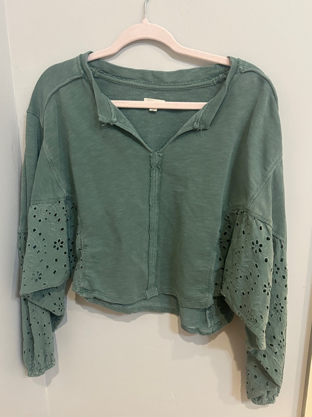 Pilcro Sage Eyelet-Tiered Sleeve Pullover